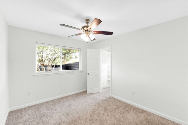2600 Summertree Drive, Carrollton, TX 75006