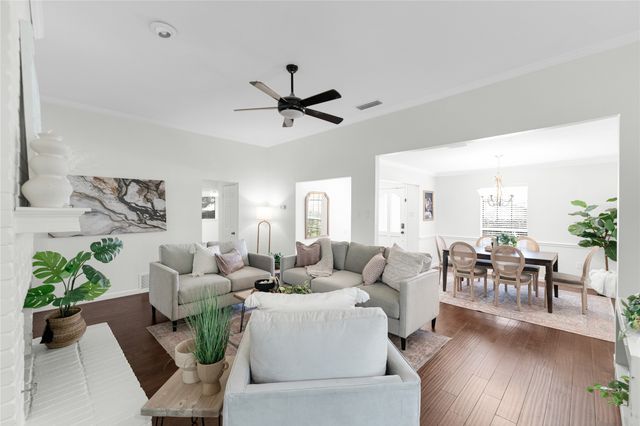 2600 Summertree Drive, Carrollton, TX 75006