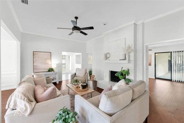 2600 Summertree Drive, Carrollton, TX 75006