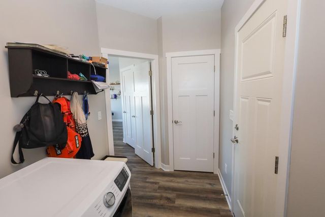 337 6th Street SE, Dover, MN 55929