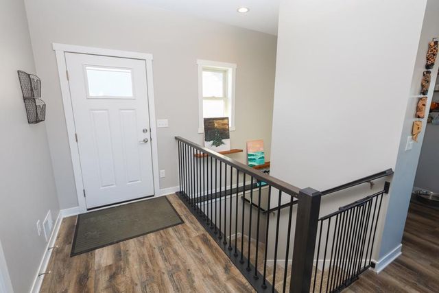 337 6th Street SE, Dover, MN 55929