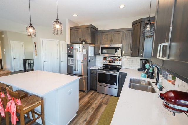 337 6th Street SE, Dover, MN 55929