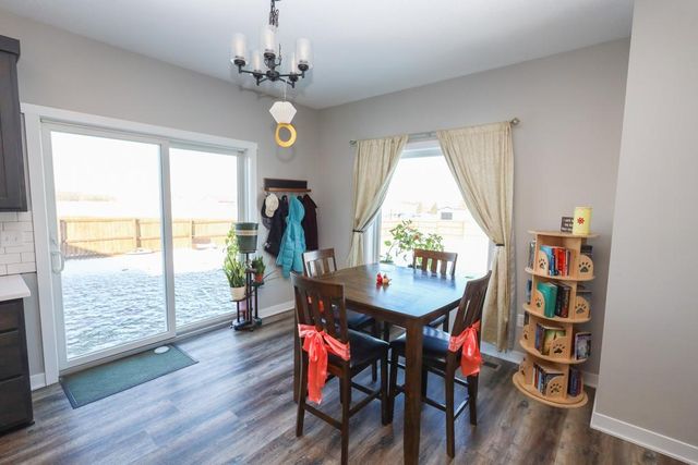 337 6th Street SE, Dover, MN 55929