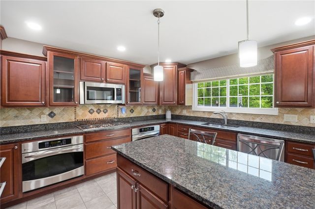 1749 Stable Trail, Batavia, OH 45102