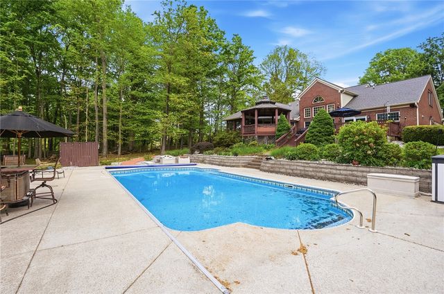 1749 Stable Trail, Batavia, OH 45102