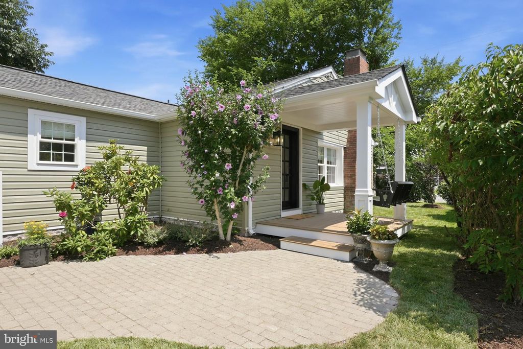 803 NEW LN, St Michaels, MD 21663