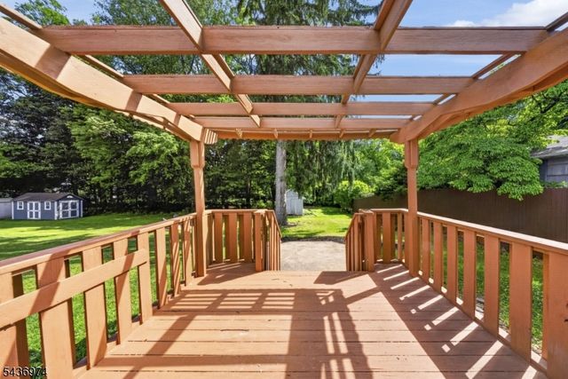 162 Grannis Ave, Morris Plains Boro, NJ 07950