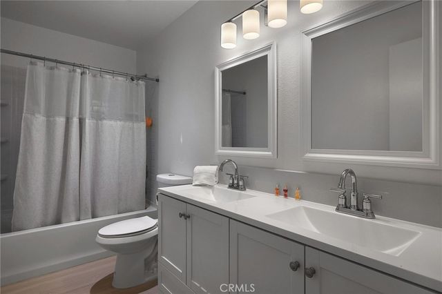 4730 Park Granada 228, Calabasas, CA 91302