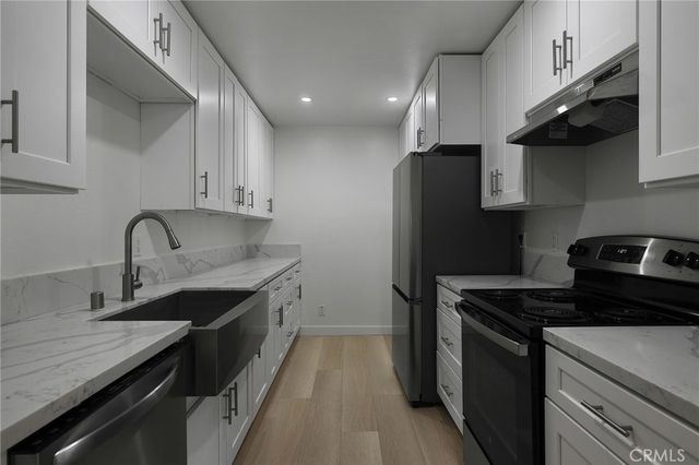 4730 Park Granada 228, Calabasas, CA 91302