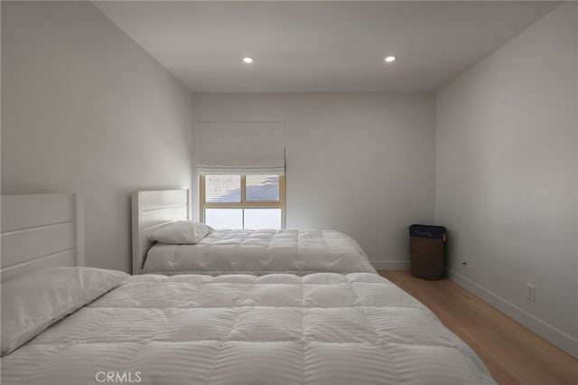 4730 Park Granada 228, Calabasas, CA 91302