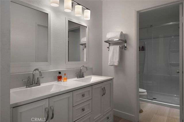 4730 Park Granada 228, Calabasas, CA 91302