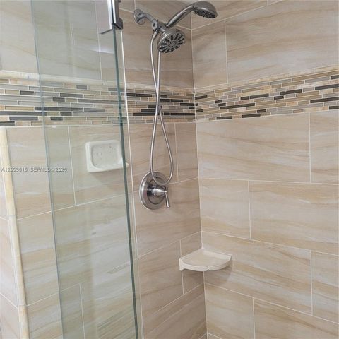 1811 Sabal Palm Dr 106, Davie, FL 33324