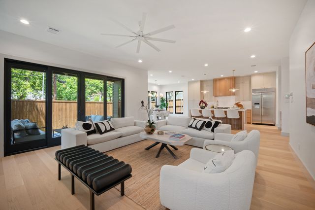 6245 Martel Avenue, Dallas, TX 75214