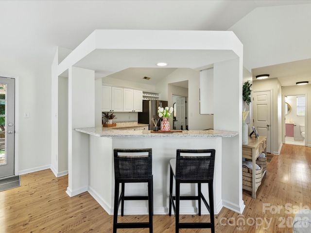 4131 Huntmeadow Drive, Charlotte, NC 28269