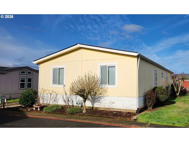 20248 HIGHWAY 213 27, Oregon City, OR 97045