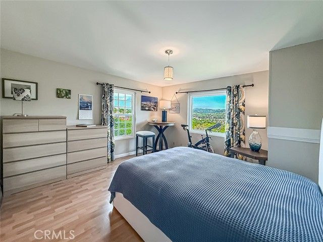 1059 Alta Vista, Simi Valley, CA 93063