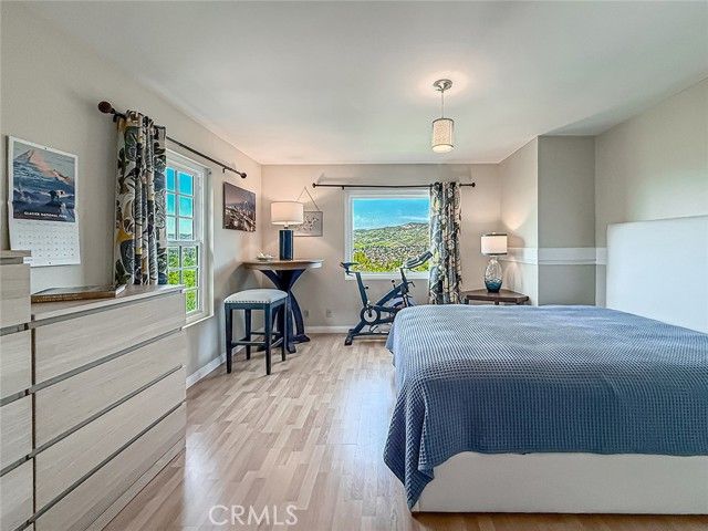 1059 Alta Vista, Simi Valley, CA 93063