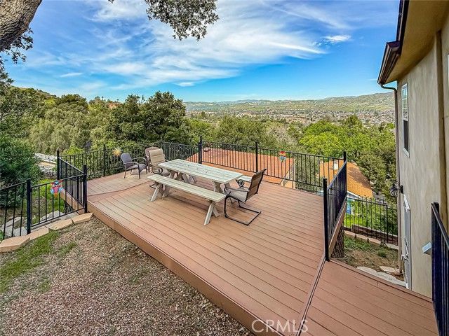 1059 Alta Vista, Simi Valley, CA 93063