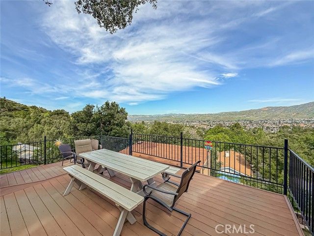 1059 Alta Vista, Simi Valley, CA 93063