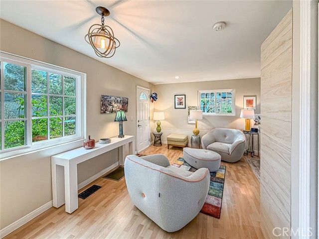 1059 Alta Vista, Simi Valley, CA 93063