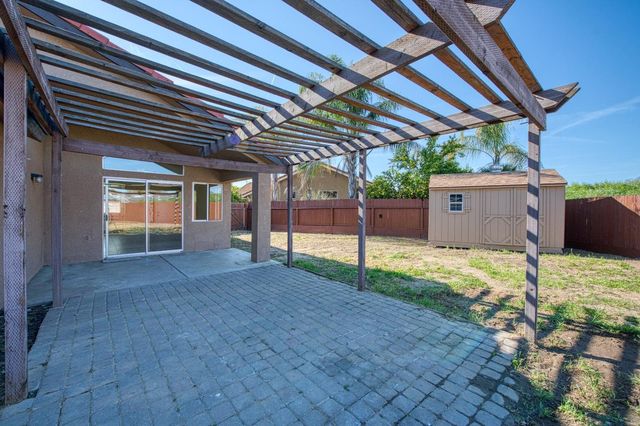 2295 N Lodi, Fresno, CA 93722