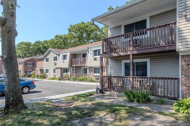 40 W 4th Street 7, Patchogue, NY 11772