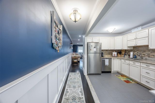40 W 4th Street 7, Patchogue, NY 11772