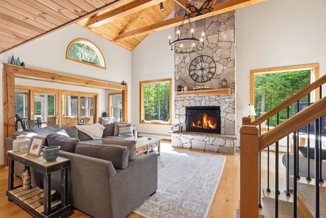 16 Hampshire Drive, Gilford, NH 03249