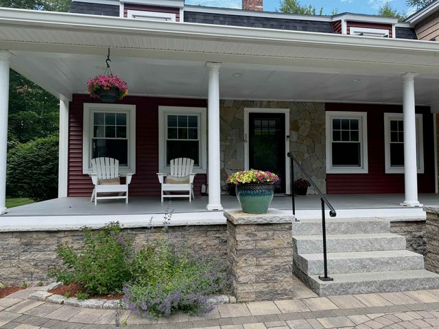 16 Hampshire Drive, Gilford, NH 03249