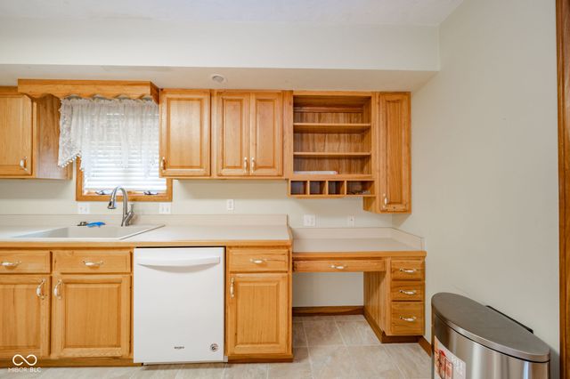 512 N 5th Street, Middletown, IN 47356