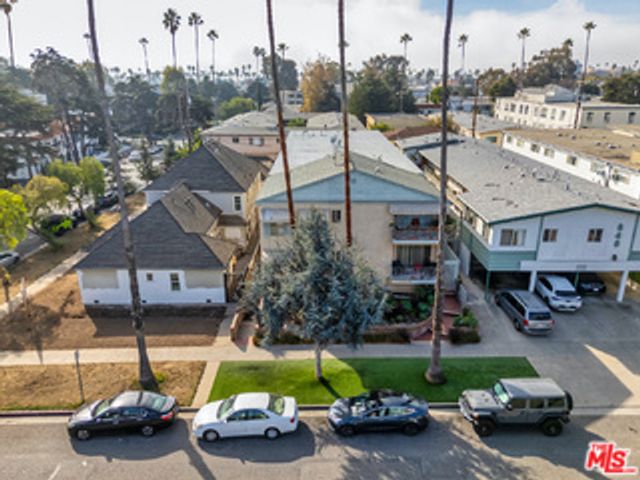 854 9th Street, Santa Monica, CA 90403