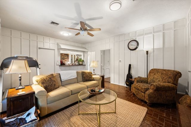 1700 Jennifer Circle, Corsicana, TX 75110