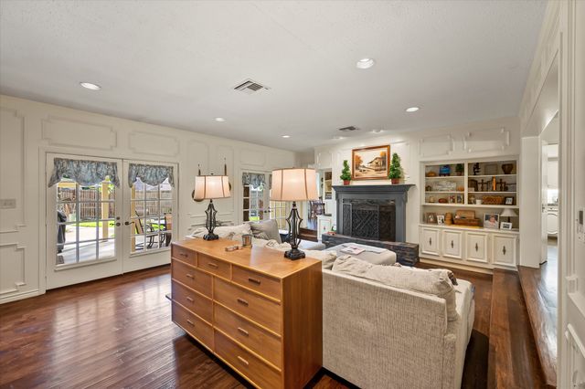 1700 Jennifer Circle, Corsicana, TX 75110