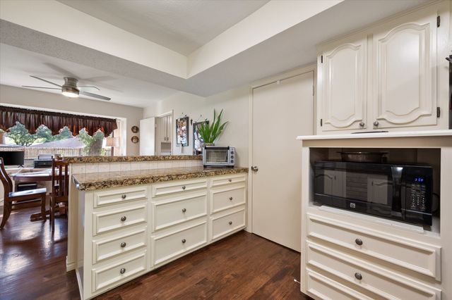 1700 Jennifer Circle, Corsicana, TX 75110