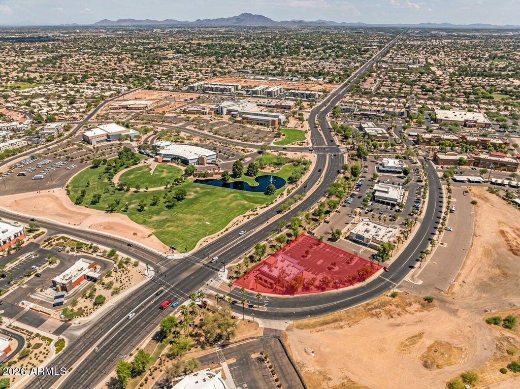 920 S GILBERT Road, Gilbert, AZ 85296 — photo 4