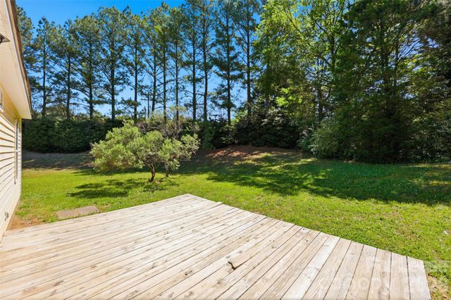 2872 Oasis Lane, Charlotte, NC 28214