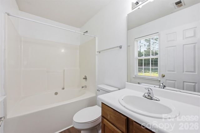 2872 Oasis Lane, Charlotte, NC 28214