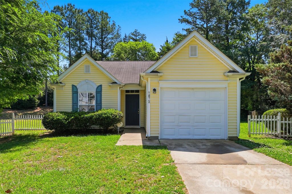 2872 Oasis Lane, Charlotte, NC 28214