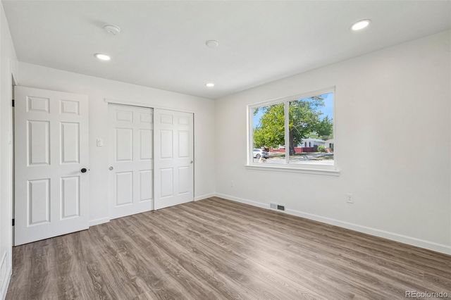 2850 Ivy Street, Denver, CO 80207
