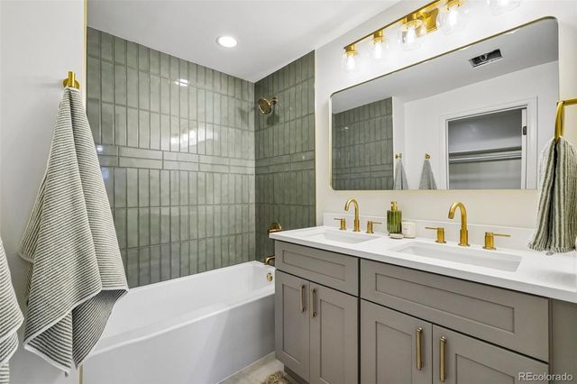 2850 Ivy Street, Denver, CO 80207