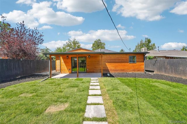 2850 Ivy Street, Denver, CO 80207
