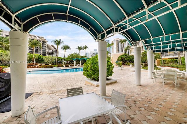 888 Brickell Key Drive 1010, Miami, FL 33131
