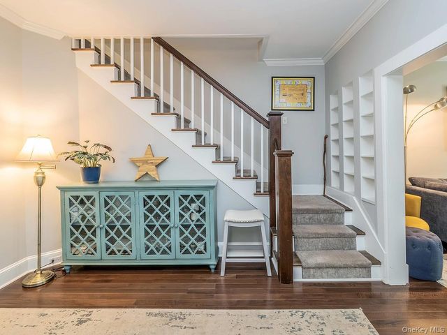 150 Franklin Avenue, Sea Cliff, NY 11579