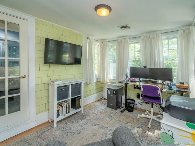 150 Franklin Avenue, Sea Cliff, NY 11579