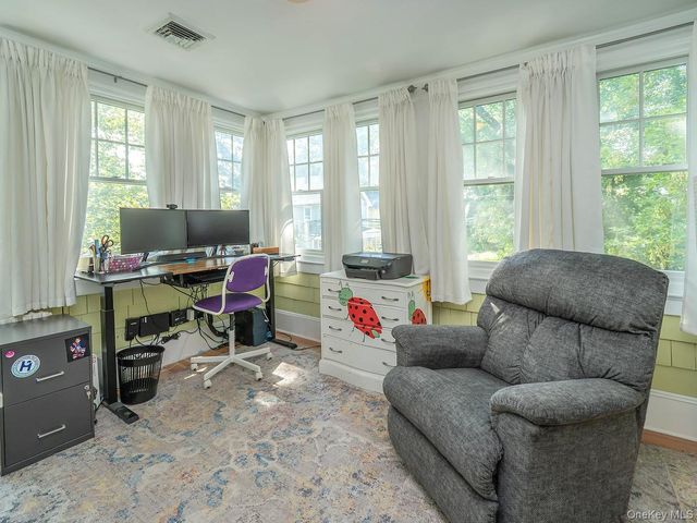 150 Franklin Avenue, Sea Cliff, NY 11579