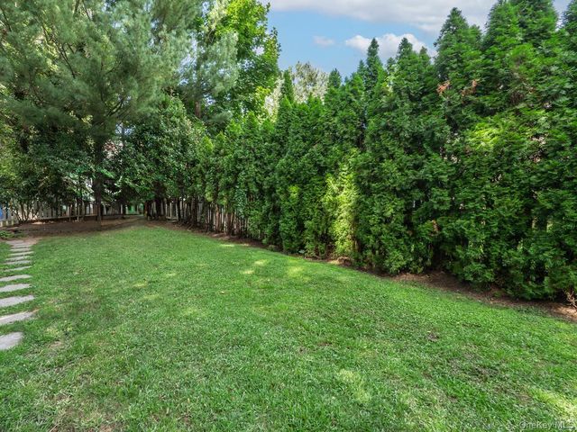 150 Franklin Avenue, Sea Cliff, NY 11579