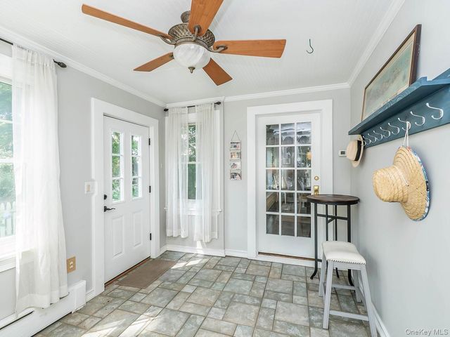 150 Franklin Avenue, Sea Cliff, NY 11579