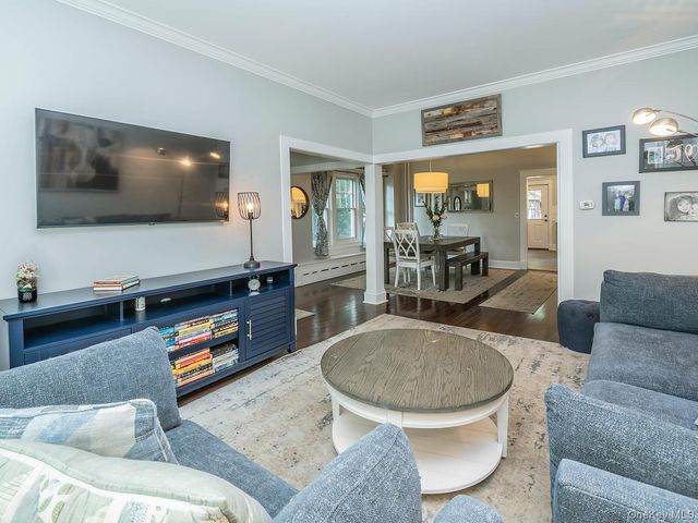 150 Franklin Avenue, Sea Cliff, NY 11579