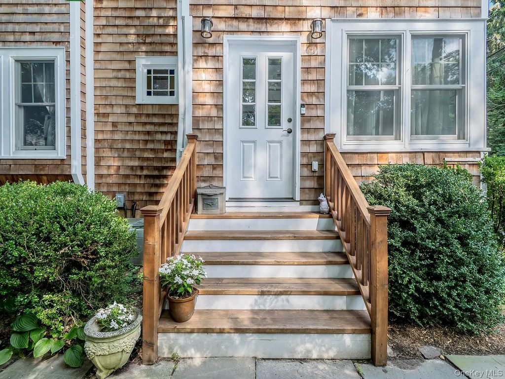 150 Franklin Avenue, Sea Cliff, NY 11579 — photo 3