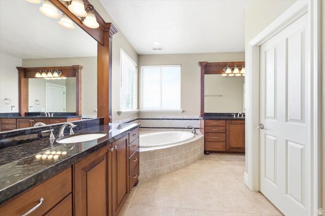 1733 E CRIMSON OAK DR, Draper, UT 84020